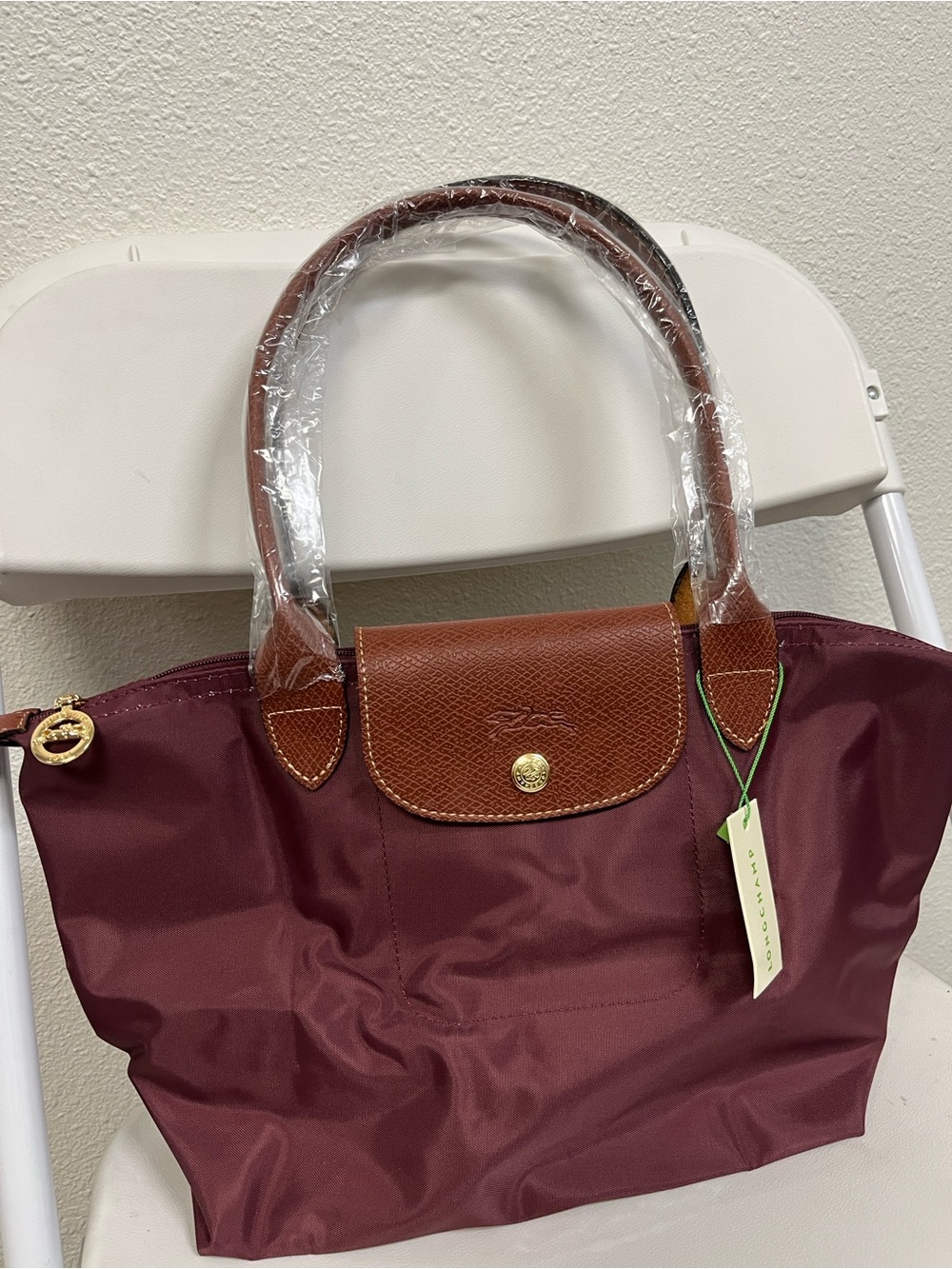 Longchamp Burgundy Nylon Tote with Brown Leather Trim（Small）